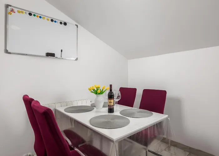 Ena Apartman *
