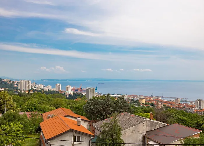 Ena Apartman *