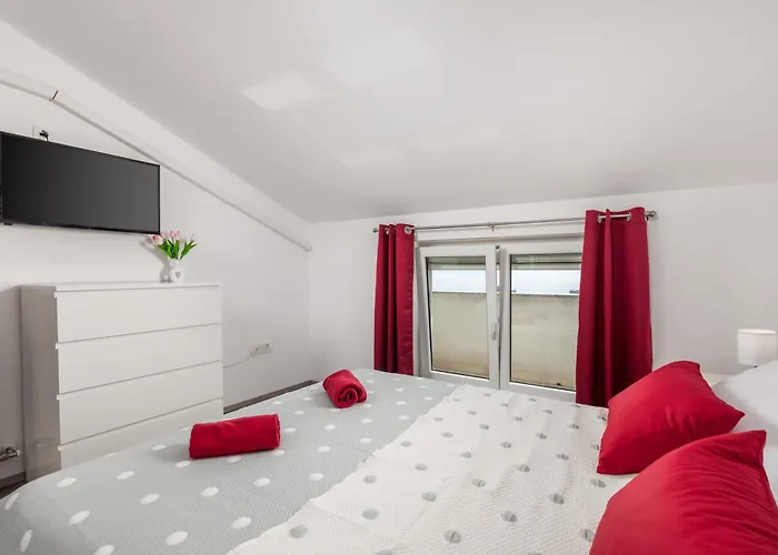 Apartment Ena *